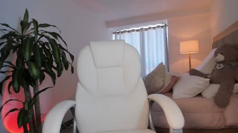 Bella Mia online show from January 22, 7:24 pm