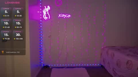 Bella Monroe online show from February 27, 6:13 am