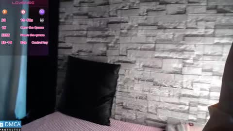   online show from March 4, 4:09 pm