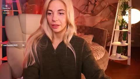 Bella online show from March 11, 4:49 am