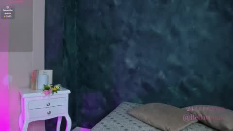 bellarooux online show from November 24, 12:18 pm