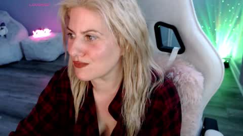 Starr40 online show from January 9, 6:23 pm