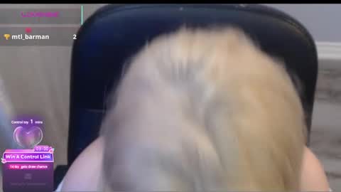 Snapshot of bellastar84 chatting on March 6, 3:24 pm Starr40 online show from March 6, 3:24 pm