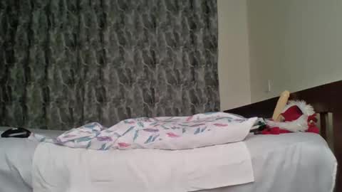 bubbles online show from November 23, 6:53 pm