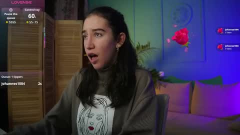 Bella online show from October 22, 3:17 pm