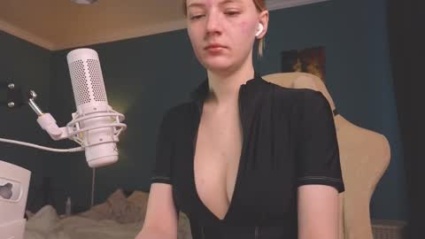 Alice online show from February 27, 11:20 am