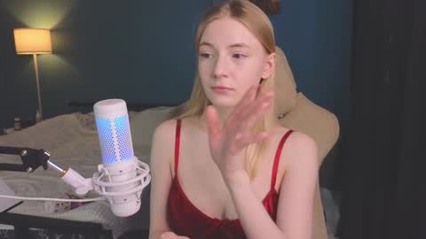 Alice online show from February 5, 11:12 am