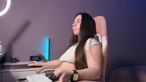 BeriesNiks online show from November 8, 7:19 pm