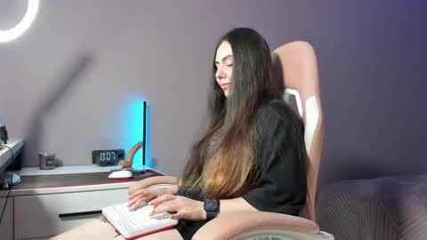 BeriesNiks online show from September 30, 5:07 pm