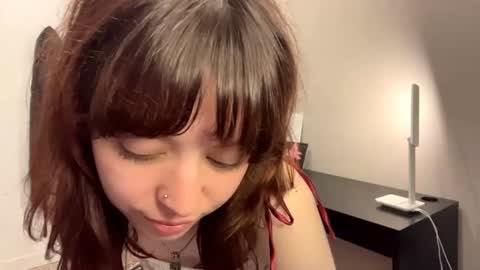 Lucy online show from July 28, 8:52 pm