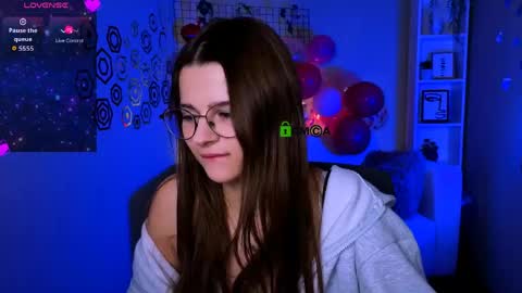 Alma online show from March 2, 8:37 pm