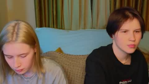 Your sweet Tara and Eva online show from January 10, 11:15 am