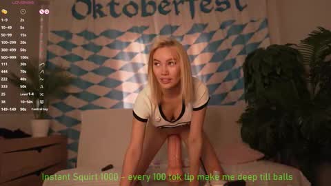 Snapshot of bestie_online chatting on September 27, 6:20 am Diana EVA online show from September 27, 6:20 am