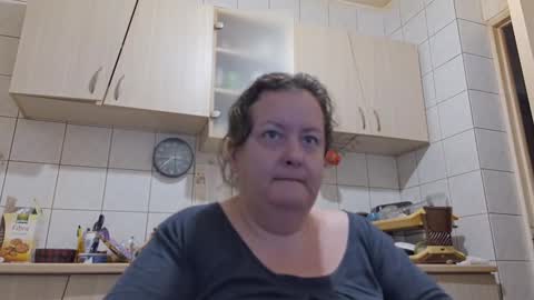 Snapshot of bethnorth chatting on September 24, 4:44 am bethnorth online show from September 24, 4:44 am
