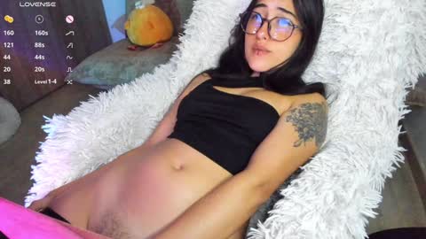 Snapshot of betsabe_butlers_ chatting on February 9, 1:34 am Automatic Espresso Coffee Maker50000tkns left online show from February 9, 1:34 am
