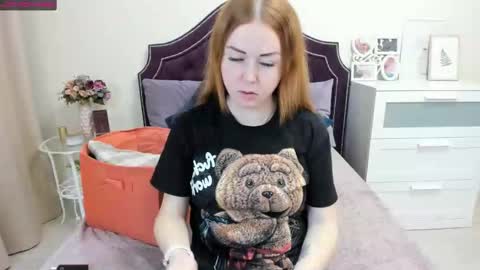 Mila Sweet online show from February 25, 4:14 am