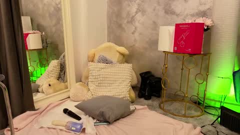 Betty online show from May 20, 10:56 am