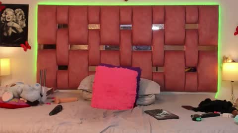 betzabeth miller online show from March 21, 8:19 am