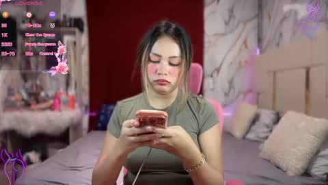 MAXINE online show from March 28, 5:45 pm