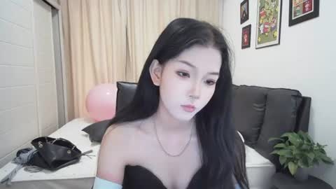 bhwuyulian online show from June 24, 3:16 am