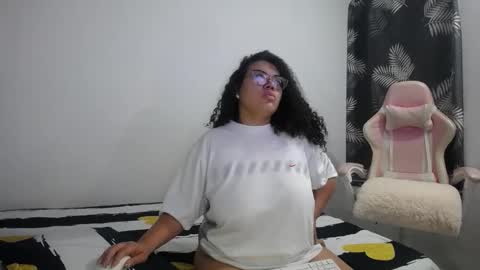 Bianca Tuesday to Sunday from 2am to 6am UTC-5 online show from January 9, 9:35 am