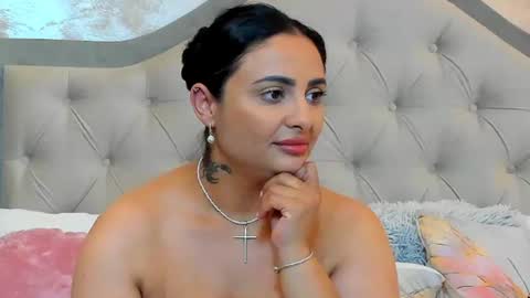 Bianca Vale online show from July 28, 6:55 am