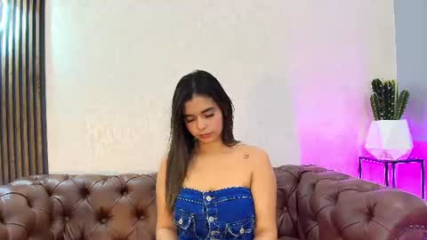 bianca_vega_ online show from July 3, 11:27 am