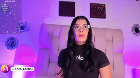 Snapshot of bianca_zaens1 chatting on December 16, 11:33 am B I A N C A online show from December 16, 11:33 am