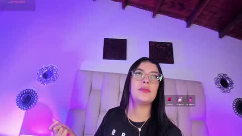 Snapshot of bianca_zaens1 chatting on January 3, 11:57 am B I A N C A online show from January 3, 11:57 am