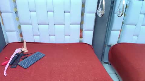 Snapshot of biancamoon88 chatting on October 17, 3:26 pm Im Bianca online show from October 17, 3:26 pm