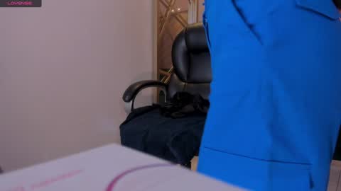 Snapshot of biancapierce_ chatting on January 7, 11:58 am Bianca Pierce online show from January 7, 11:58 am