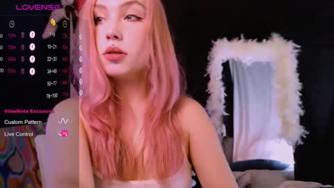 Snapshot of bibi_iva chatting on October 1, 1:10 am bibi_iva online show from October 1, 1:10 am
