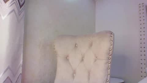 bigbaby004 online show from September 8, 4:39 pm