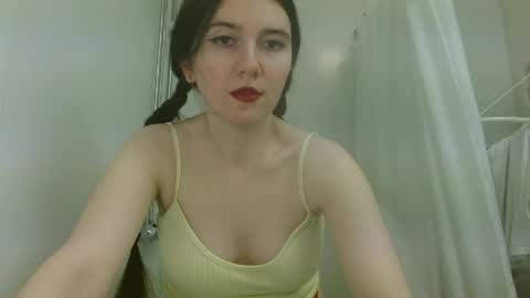 Isabella online show from April 6, 4:01 am