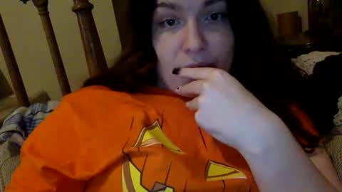 bigbuttmilff online show from October 28, 11:42 pm