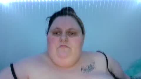 Snapshot of bigmama91 chatting on September 15, 5:53 pm bigmama91 online show from September 15, 5:53 pm