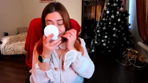 Julia online show from January 5, 6:46 am