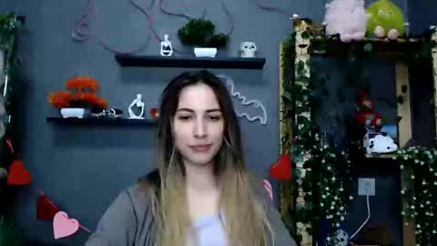 Snapshot of binalina chatting on October 10, 1:05 pm binalina online show from October 10, 1:05 pm