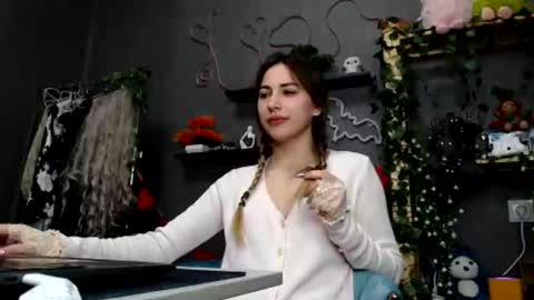 Snapshot of binalina chatting on October 8, 9:46 am binalina online show from October 8, 9:46 am