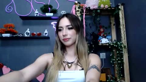 Snapshot of binalina chatting on October 12, 7:38 pm binalina online show from October 12, 7:38 pm