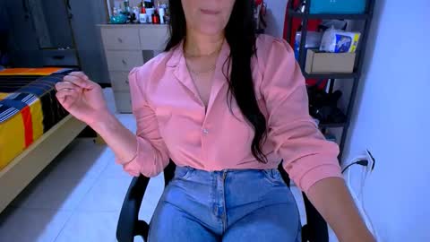 bittermomxxx online show from May 27, 4:37 pm
