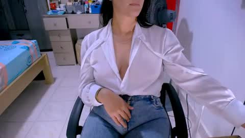 bittermomxxx online show from June 27, 6:14 pm