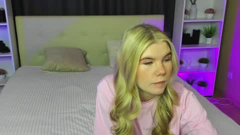 Snapshot of bjliki chatting on February 8, 2:36 am Merlizz Ana Emma online show from February 8, 2:36 am
