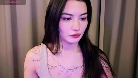 Snapshot of black_pant3r chatting on December 29, 2:49 am Mon Mon online show from December 29, 2:49 am
