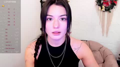 Snapshot of black_pant3r chatting on December 22, 2:39 am Mon Mon online show from December 22, 2:39 am