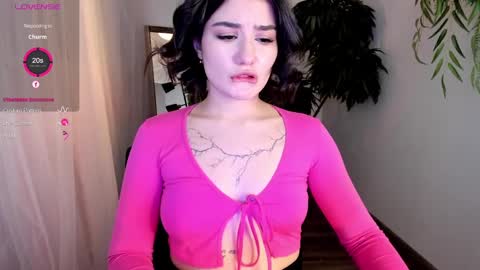 Snapshot of black_pant3r chatting on February 22, 8:29 am Mon Mon online show from February 22, 8:29 am