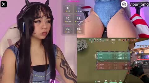Snapshot of black_viperr chatting on October 19, 12:12 am Mel online show from October 19, 12:12 am