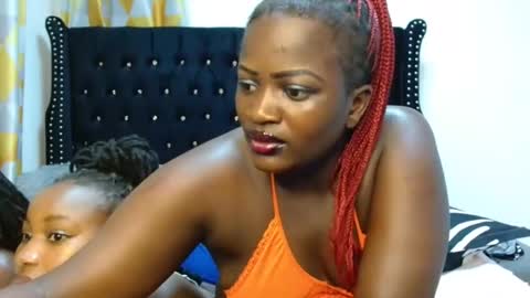 Snapshot of blackafrican_queen chatting on October 17, 11:08 pm Queen online show from October 17, 11:08 pm