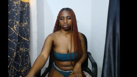 lela online show from July 25, 2:18 am