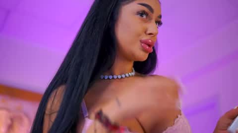 Clover online show from April 18, 7:07 pm